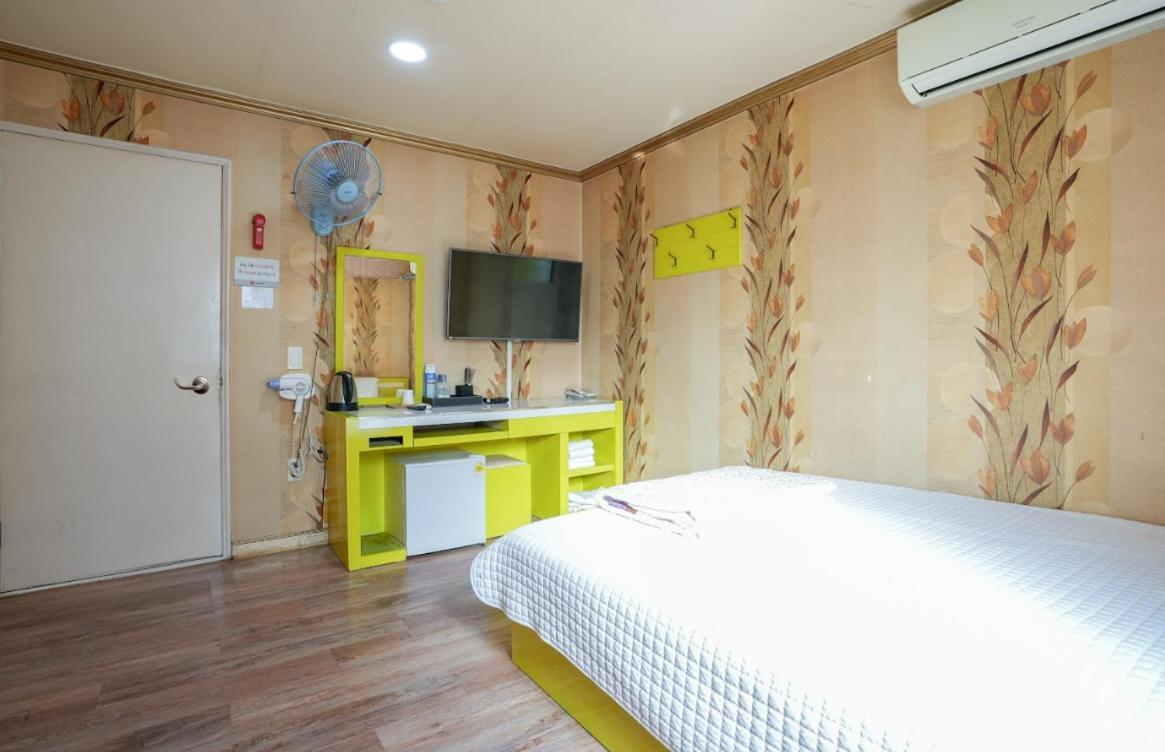 K Motel Daeyeon Pusan Zewnętrze zdjęcie