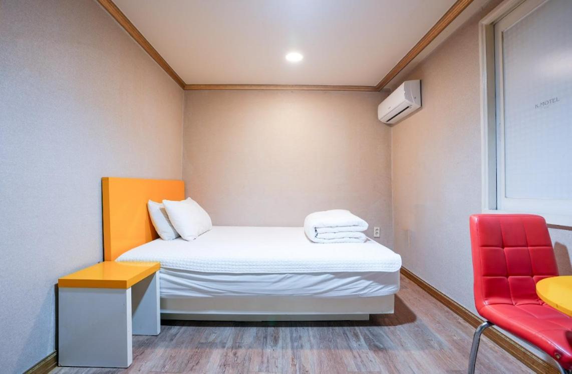 K Motel Daeyeon Pusan Zewnętrze zdjęcie